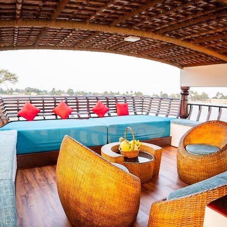 Hotel Why Not Houseboat Alappuzha Esterno foto