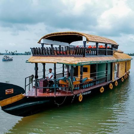 Hotel Why Not Houseboat Alappuzha Esterno foto