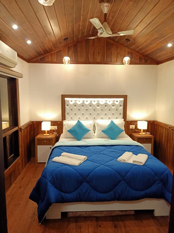 Hotel Why Not Houseboat Alappuzha Esterno foto
