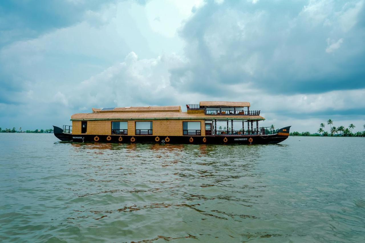 Hotel Why Not Houseboat Alappuzha Esterno foto